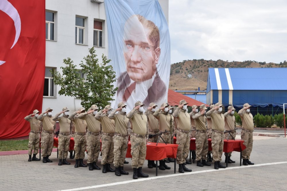 32 KORUCU GÖREVE BAŞLADI