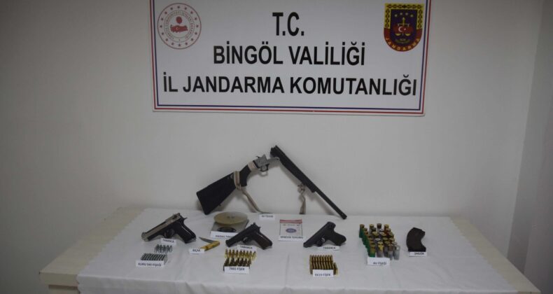 ÇADIR DEĞİL ADETA CEPHANELİK ÇIKTI