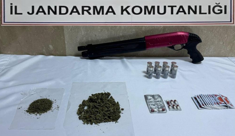 JANDARMA`DAN UYUŞTURUCU OPERASYONU