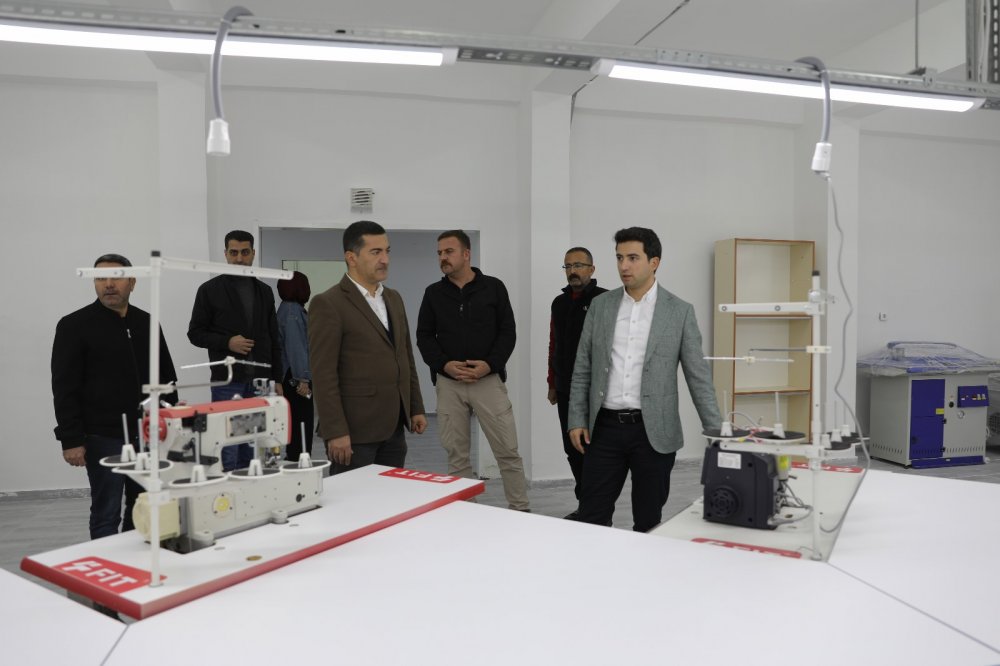 KADINLARA YÖNELİK ÜRETİM ATÖLYESİ AÇILDI