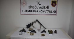 ÇADIR DEĞİL ADETA CEPHANELİK ÇIKTI