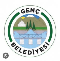 GENÇ`TE OKUL YOLLARI VE BAHÇELER KAR`DAN TEMİZLENDİ