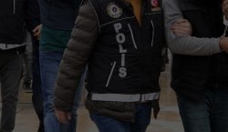 SAHTE PASAPORTLU 2 ŞÜPHELİ YAKALANDI